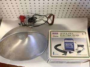 lot 104 image: Quick Fill Electric Pump & Shop Light