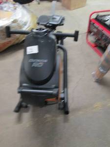 Octane RO exercise machine, has bro...