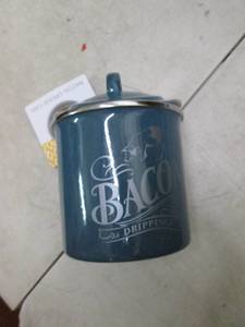 bacon grease can open box...