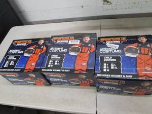 3 spooktacular child astronaut cost...