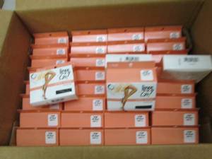 Case of 36 1 pair boxes leggs to Go...