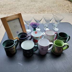Kitchen Starter Kit-Mugs, Glasses and Picture Frame