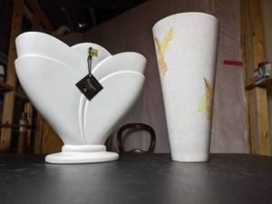 Vintage Royal Haeger Vase and Italian Deuta Vase