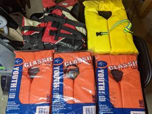 5 Youth Life Vests