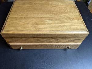 WM Rogers Silverplate Set In Wooden Box