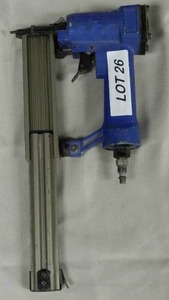 lot 26 image: Campbell Hausfeld 14 Crown Stapler & Brad Nailer
