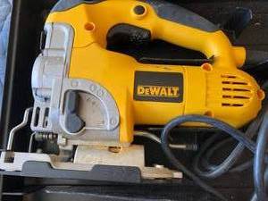 Orbital Jigsaw with case