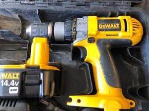 DeWalt 14.4 Drill