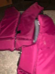 2 Life Vests