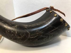 Gunpowder Horn with Bobcat etching