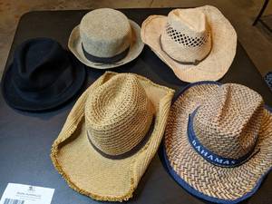 5 Stylish Vintage Hats