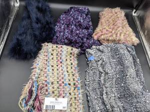 5 Beautiful Cozy Winter Scarves