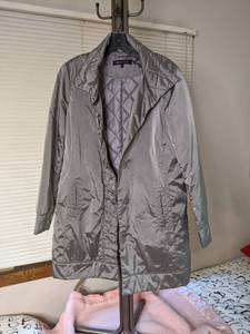 Lovely Silver Anne Klein Large Spring  Fall Jacket&nbsp