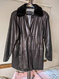 Gorgeous Womens Medium Leather Coat with Faux Fur Collar by Gallery