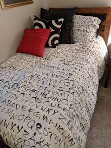 Complete Bed With Bedding, Pillows, Headboard, Etc.&nbsp