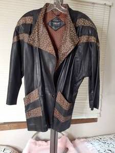 Unique Medium PELLE Leather Jacket&nbsp