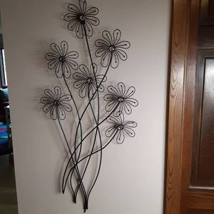 Classic Wire Floral Wall Decor&nbsp