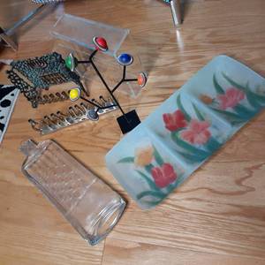 Collection of Hanukkah Themed Decor, Glass Serving Dish and Tray&nbsp