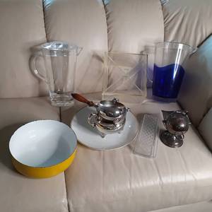 Set of (2) Plastic Serving Pitchers, Butter Dish, and Others&nbsp
