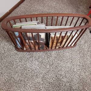 Large Oval Wood Magazine Holder&nbsp