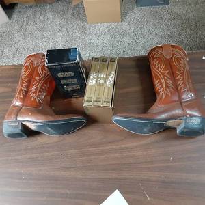 Star Wars Movies and Laredo 7.5 Leather Cowboy Boots&nbsp