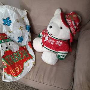 Vintage Collectible 1992 Santa Bear with Bag