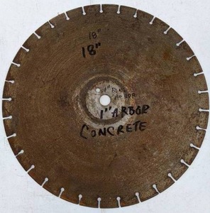 lot 53 image: 18 Concrete Saw Blade