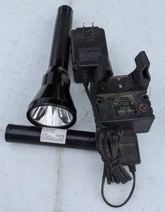 lot 38 image: Stinger Flashlight with Charger and Spare Battery