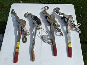 lot 20 image: Set of (4) Vintage Come Alongs