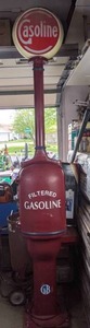 lot 3 image: Vintage Filtered Gasoline Gas Pump