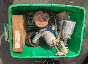 lot 116 image: Miscellaneous Auto Items - Chain Hoist, Air Hose, Pressure Gauge, Binks Auto Paint Spray Gun