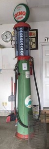 lot 1 image: Antique 1936 Sinclair Dino Gasoline Pump