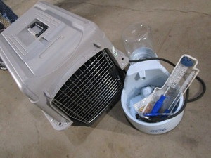 Pet Taxi & Drinkwell Water