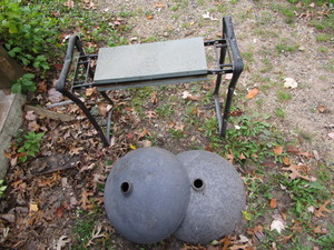 Gardening Bench, Baffles