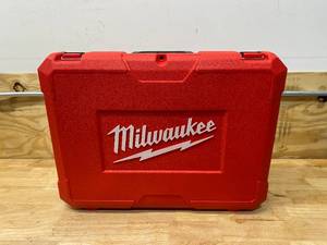 lot 69 image: MILWAUKEE M12 12-Volt Lithium-Ion Cordless HammerVac Universal Dust Extractor with Hard Case. Tool Only