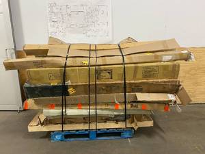 lot 73 image: Pallet of Amazon Returns