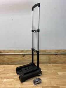 lot 86 image: Foldable Luggage Cart