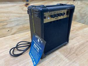 lot 114 image: INDIANA RD15 Guitar Amp