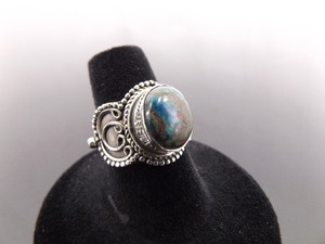 lot 21 image: .925 Sterling Silver Navajo Bisbee Turquoise Cabochon Ring Size 7