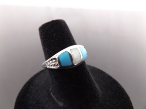 lot 33 image: .925 Sterling Silver Navajo Inlayed Turquoise and Mother of Pearl Ring Size 6.5