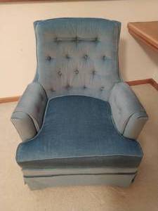 Fairfield Upholstered Arm Chair