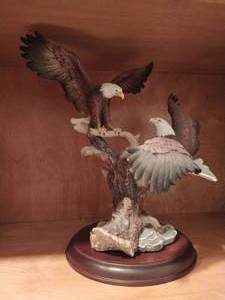 Vintage 1989 Maruri USA Eagle Figurine
