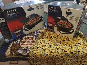 Collection of Kitchen Items