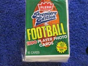 lot 77 image: 9 1990 Fleer Football Packs...