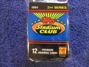 lot 88 image: 10 1991 Topps Stadium Club Baseball...