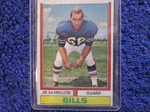 lot 94 image: 1974 Topps Joe DeLameilleure Rookie...