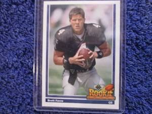 lot 100 image: 1991 Ultra Brett Favre Rookie Card...