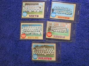 lot 125 image: 5 1968 Topps Team Cards...