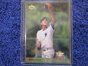 lot 136 image: 1993 Upper Deck Derek Jeter Rookie ...