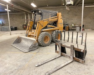 lot 4 image: Case 1845C Skid Steer Loader LOW HOURS